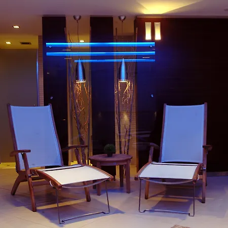 Elegance International Hotell