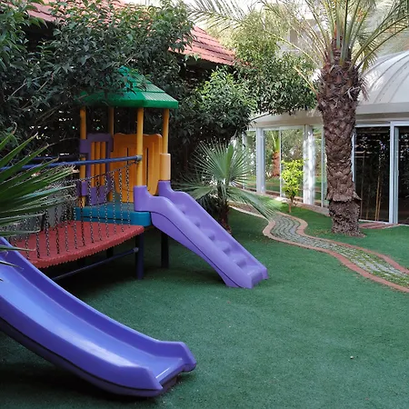 Hotell Elegance International