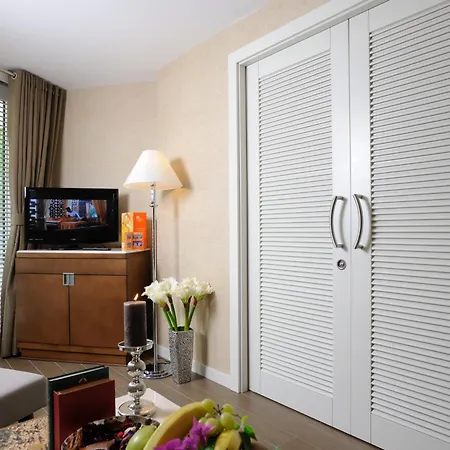 Hotell Elegance International 5*