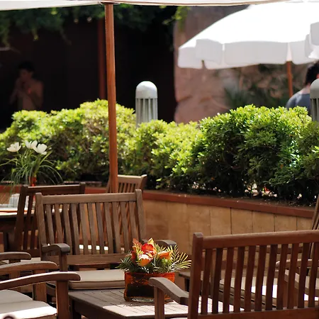 Elegance International Otel 5*