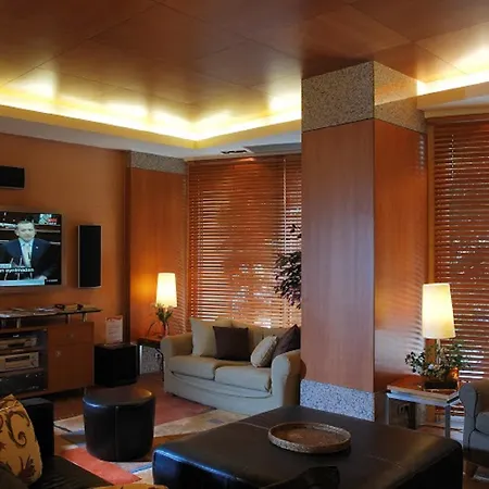 Elegance International Otel 5*