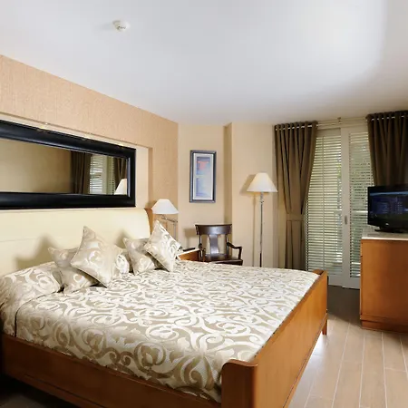 马尔马里斯优雅国际酒店 酒店