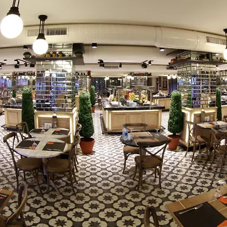 马尔马里斯优雅国际酒店 5*