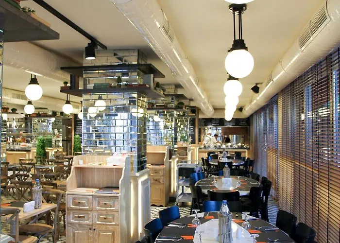 Elegance International Hotel 5*