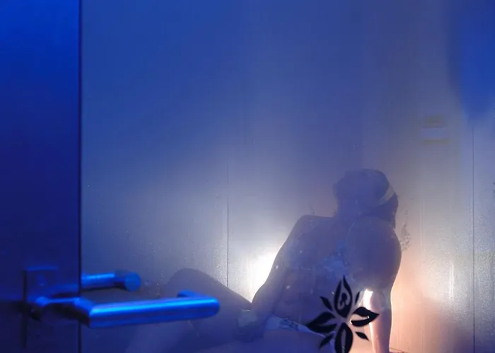 Elegance International 5*