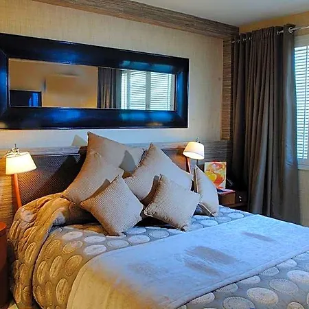 Hotel Elegance International