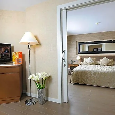 Hotel Elegance International 5*