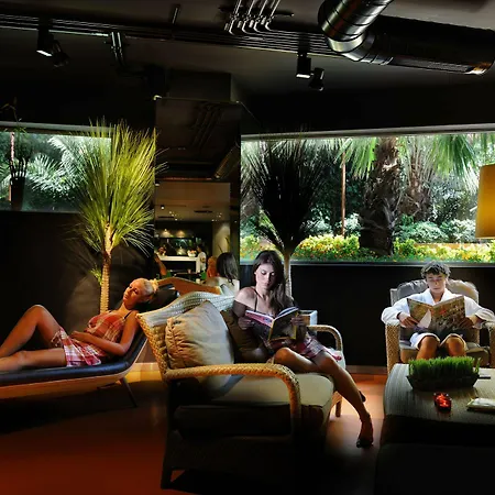 ホテル エレガンス ホテルズ インターナショナル