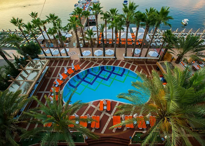 Elegance International Marmaris