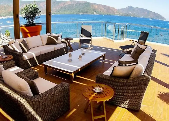 Elegance International 5*