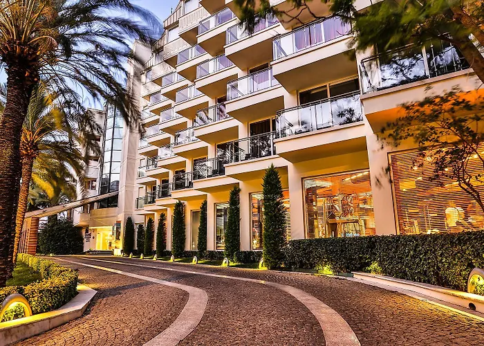 Elegance International Marmaris