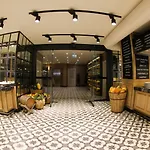 Hotel Elegance International