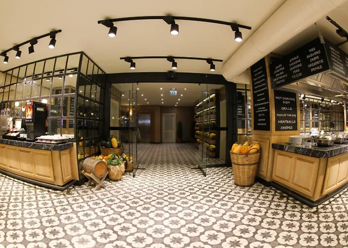 Hotell Elegance International