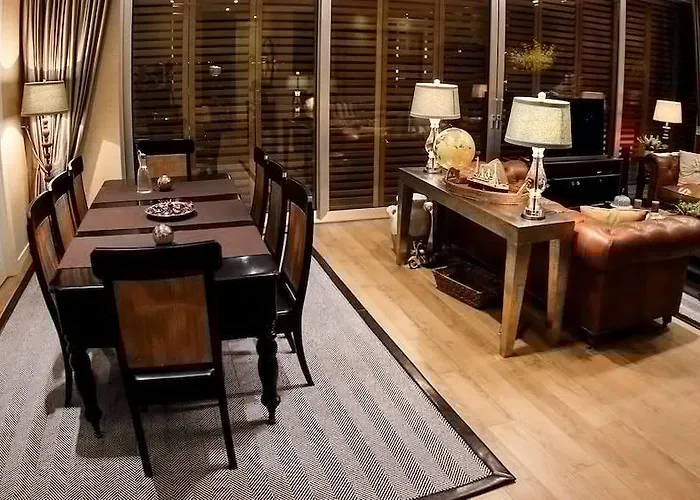 Elegance International 5*