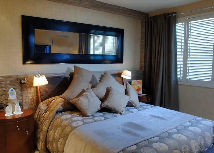 Hotel Elegance International