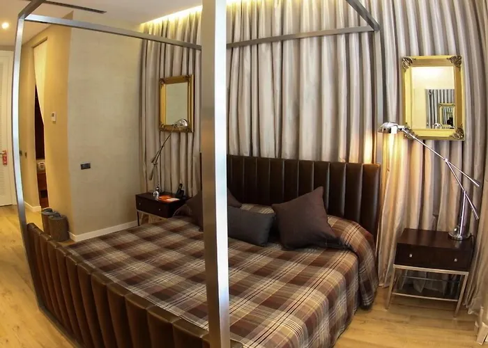 Elegance International