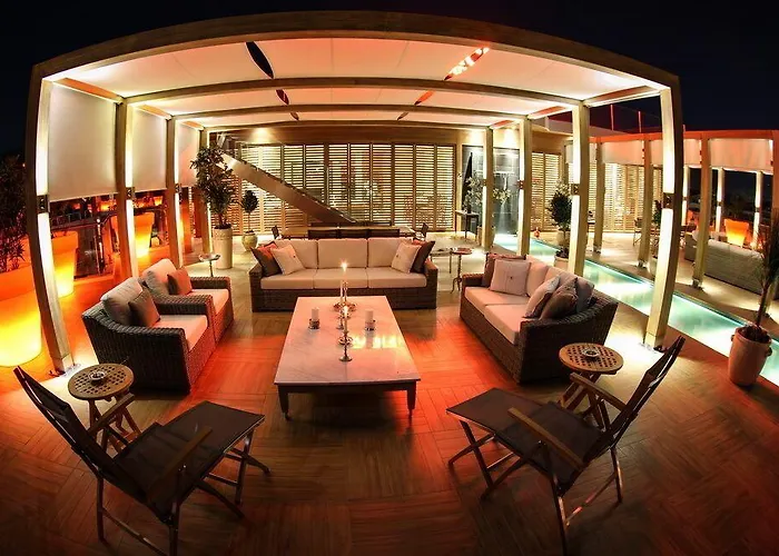 Hotell Elegance International